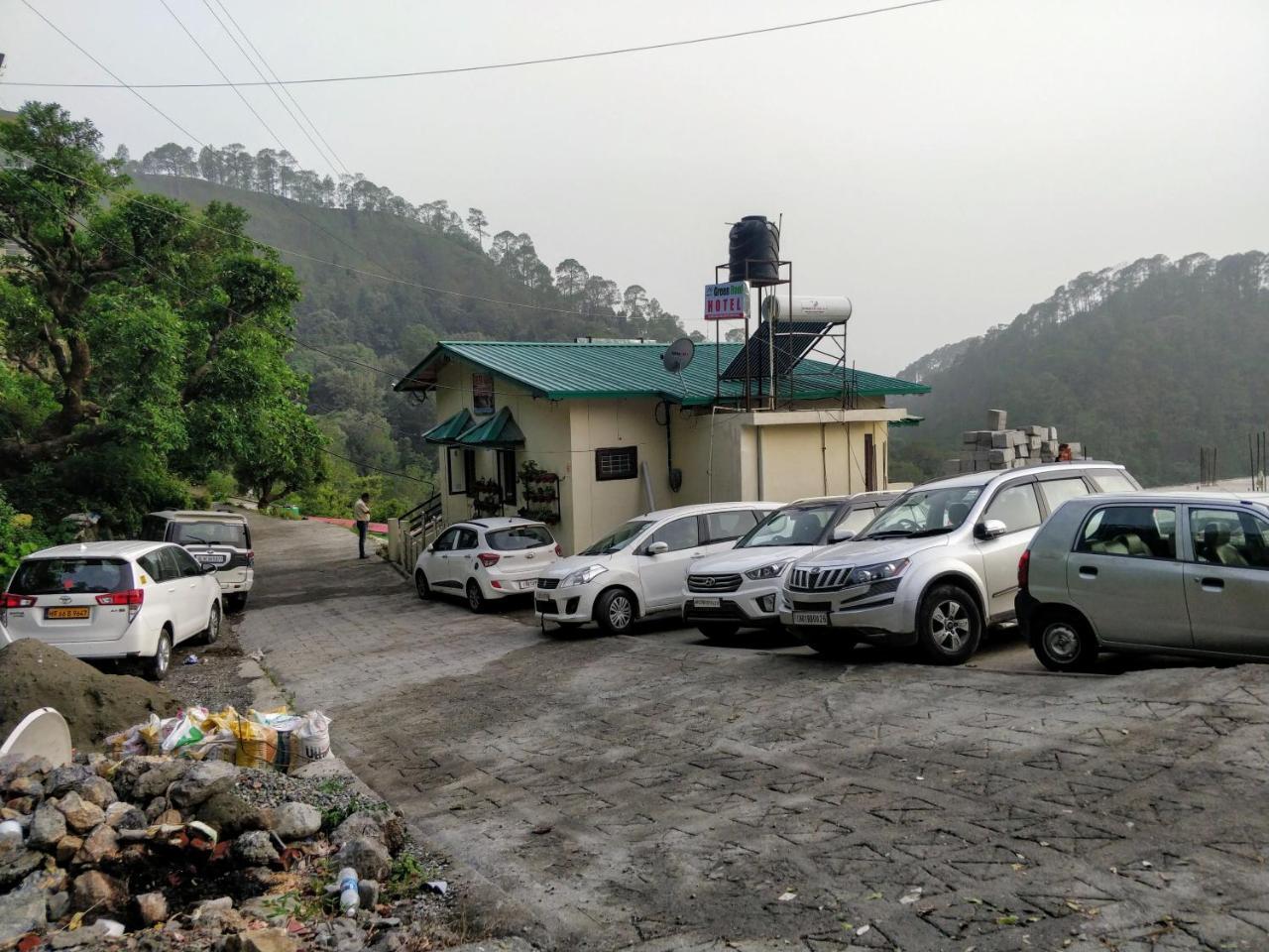 Green Roof Hotel Nainital Zewnętrze zdjęcie